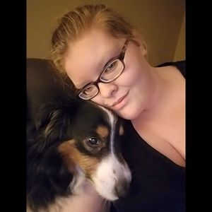 Meet your Posher, Danika